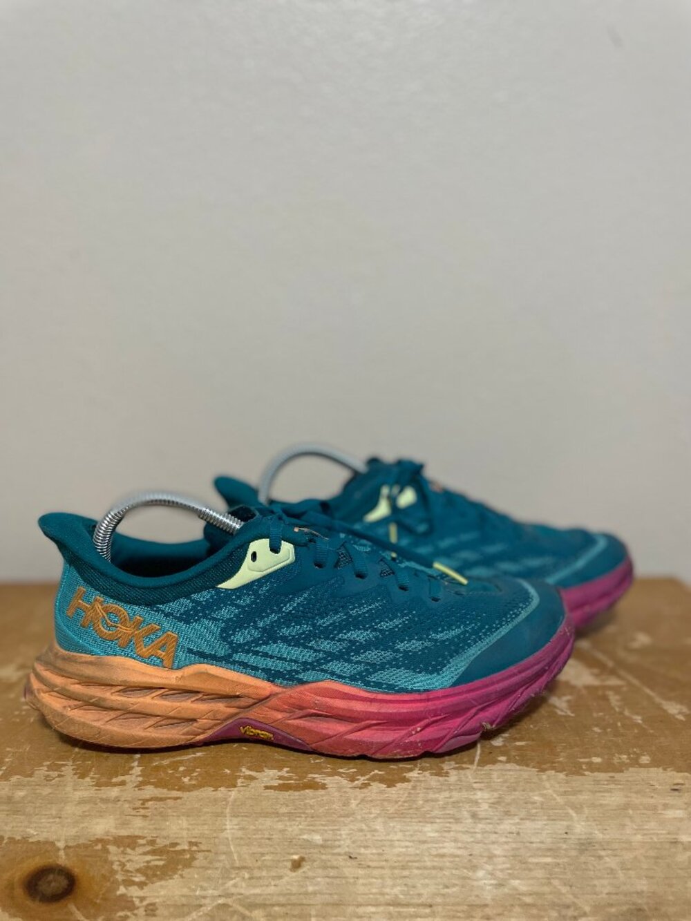 Hoka One One Speedgoat 5 Women's Size 9.5 B 1123158-DLCR Deep Lake Running Shoes